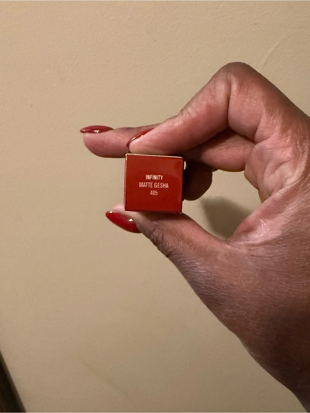 IL MAKIAGE Red Lipstick